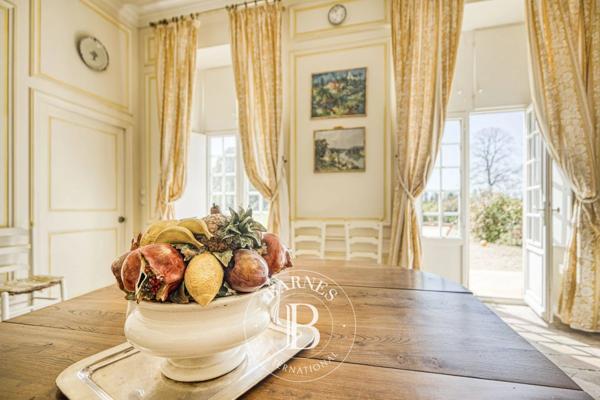 Valence, Maison 13 Chambres -  611 m² à vendre