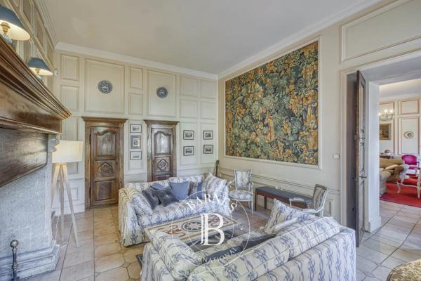 Valence, Maison 13 Chambres -  611 m² à vendre