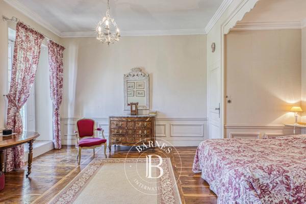 Valence, Maison 13 Chambres -  611 m² à vendre