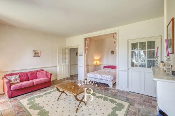 Valence, Maison 13 Chambres -  611 m² à vendre