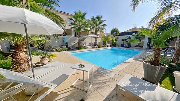 Dpt Hérault (34), à vendre Bessan – Maison 5 pièces + 3 studios – Piscine – Prix en baisse