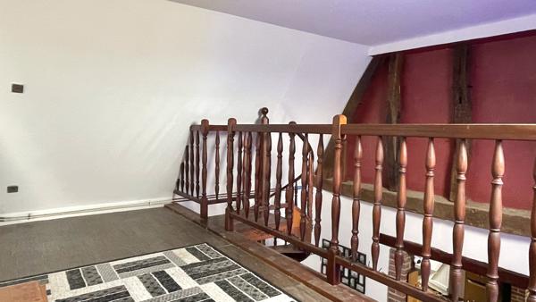 Maison
                                                                                                                                                                                                                                                                                                                        6 pièce(s)                                                                                                                                                                                                          4 chambre(s)                                                                                                                                                                                                          115  m²