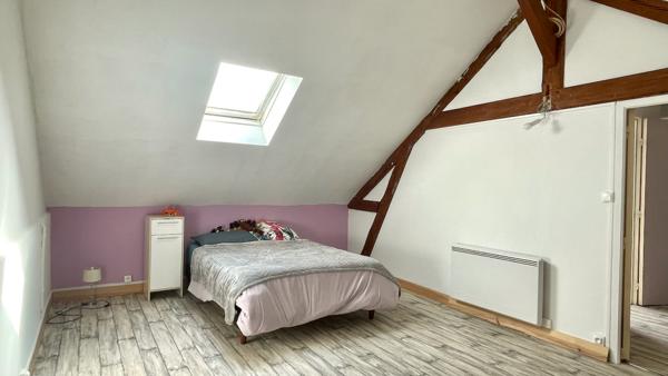 Maison
                                                                                                                                                                                                                                                                                                                        6 pièce(s)                                                                                                                                                                                                          4 chambre(s)                                                                                                                                                                                                          115  m²