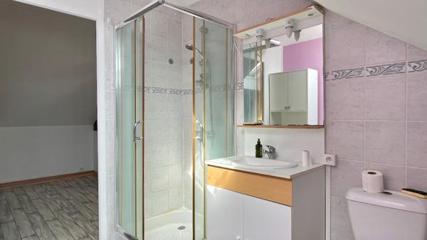 Maison
                                                                                                                                                                                                                                                                                                                        6 pièce(s)                                                                                                                                                                                                          4 chambre(s)                                                                                                                                                                                                          115  m²