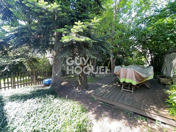 A proximité du centre ! Jolie maison avec jardin bucolique