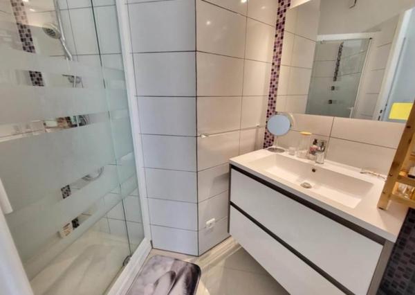 Carqueiranne (83320) Villa avec piscine sur le Port de Carqueiranne