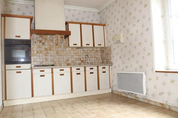 Exclusivité!! Côtes d'Armor 22590 Pordic. 2 chambres, garage indépendant, terrain