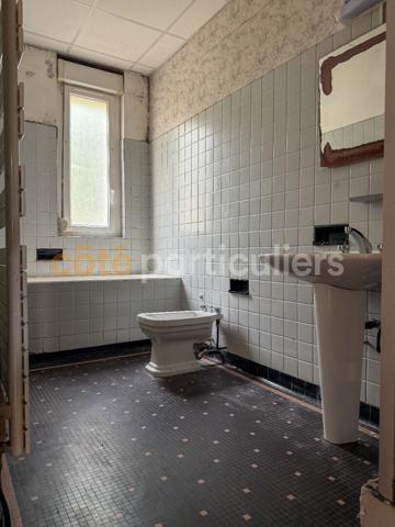 Vente
                Maison134,47 m² - 5 Pièces -
                    SAINT POL SUR TERNOISE (62130)