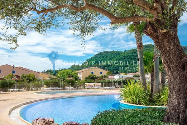 Villa
                                                                                                                                                                                                                                                                                                                        4 pièce(s)                                                                                                                                                                                                          3 chambre(s)                                                                                                                                                                                                          73  m²