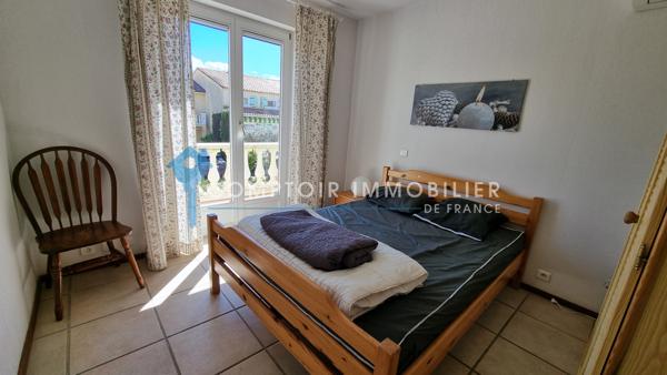 Villa
                                                                                                                                                                                                                                                                                                                        4 pièce(s)                                                                                                                                                                                                          3 chambre(s)                                                                                                                                                                                                          73  m²