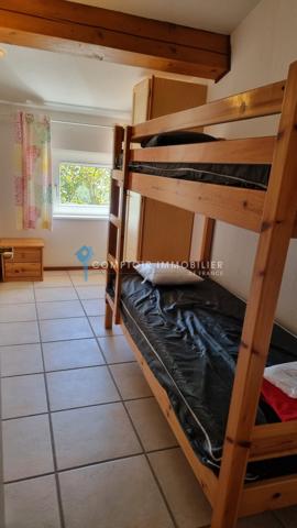 Villa
                                                                                                                                                                                                                                                                                                                        4 pièce(s)                                                                                                                                                                                                          3 chambre(s)                                                                                                                                                                                                          73  m²