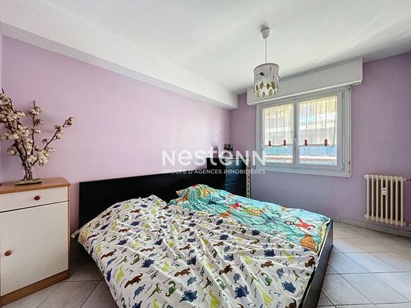 GOLFE JUAN - 3P - 60 m2 - Centre ville - Terrasse - Parking - Cave - Proche mer