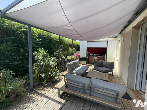 A VENDRE- MAISON 3 CHAMBRES -LIVRE LA TOUCHE