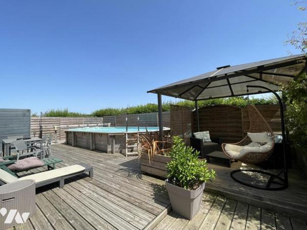 A VENDRE- MAISON 3 CHAMBRES -LIVRE LA TOUCHE