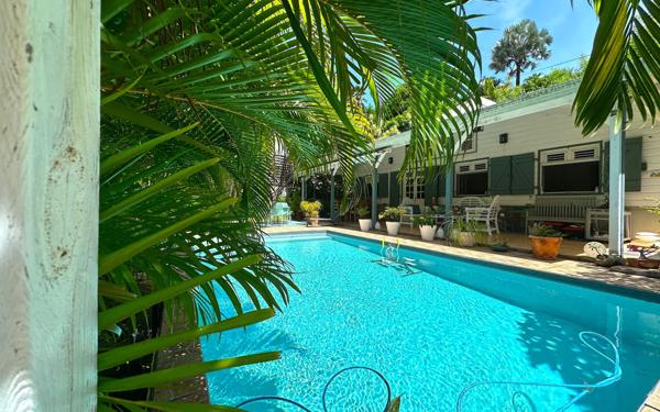 Maison à vendre    4 pièces •  Le François