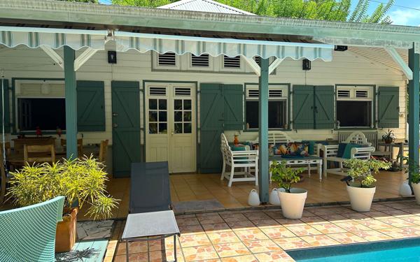 Maison à vendre    4 pièces •  Le François