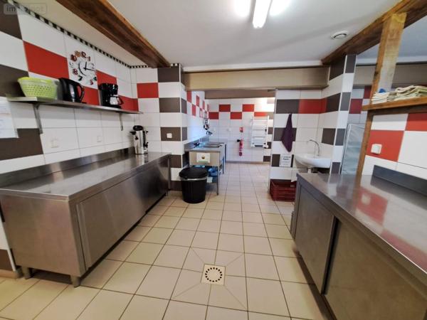 Fonds et/ou murs commerciaux à vendre à La Selle-Craonnaise en Mayenne (53800), ref : 076/2749-VER