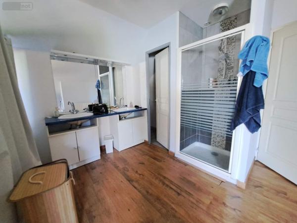 Fonds et/ou murs commerciaux à vendre à La Selle-Craonnaise en Mayenne (53800), ref : 076/2749-VER