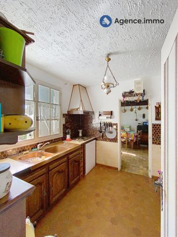 À vendre - Maison traditionnelle, 7 pièces située à Château-la-Vallière (37330)