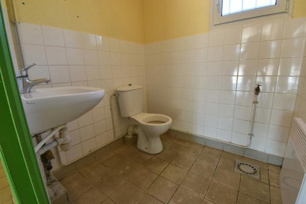 Local/bureau à vendre FLERS (61)