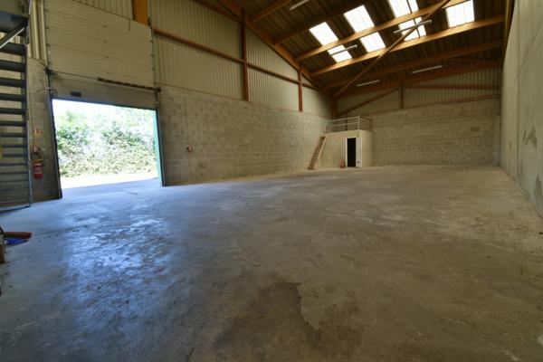 Local/bureau à vendre FLERS (61)