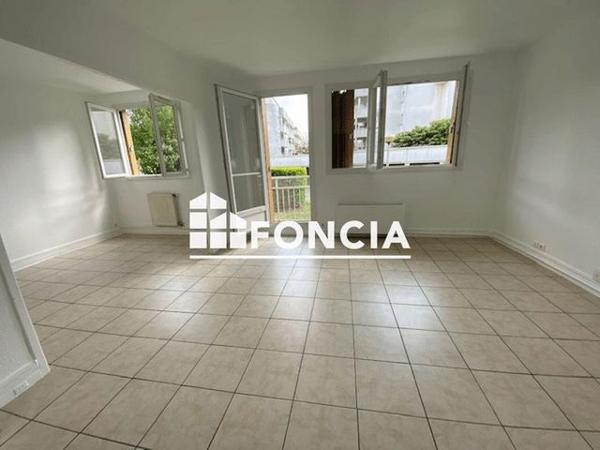 Location Appartement 4 pièces 67.85 m² - 14/16 AVENUE G. FOURREAU Le Plessis Trevise 94420