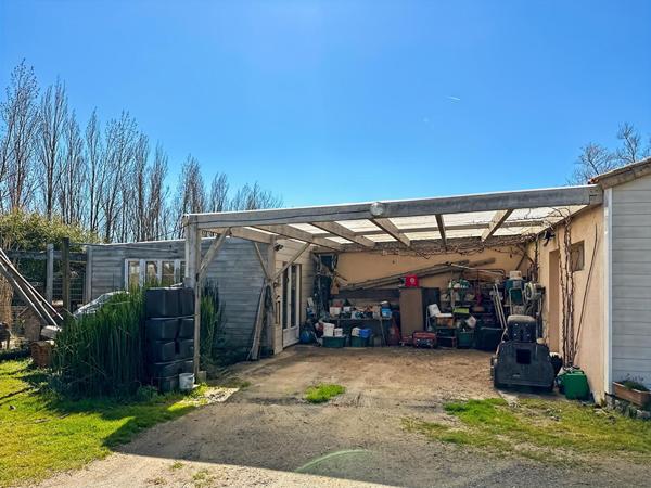 Maison 128m² avec piscine sur 3047m²