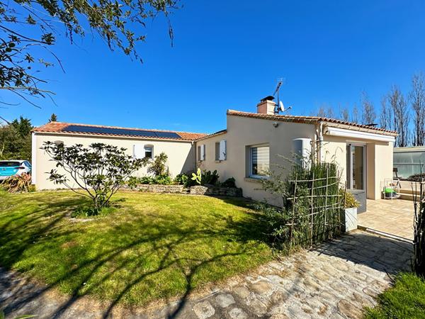 Maison 128m² avec piscine sur 3047m²