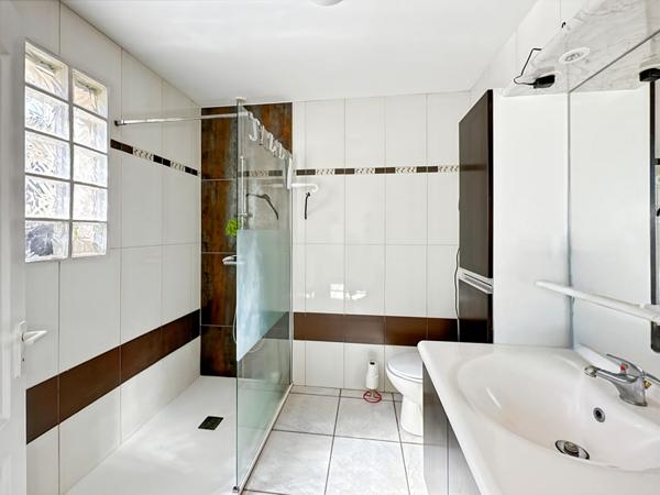 Maison 128m² avec piscine sur 3047m²