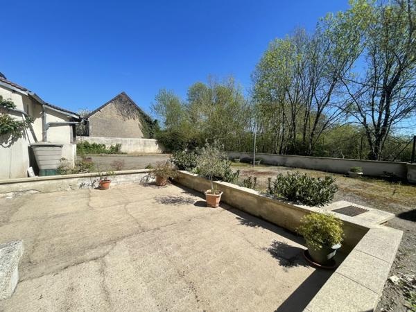 Vente Maison137 m² - 6 Pièces - LIGNIERES (18160)