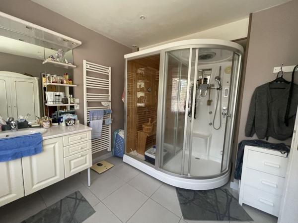 Vente Maison137 m² - 6 Pièces - LIGNIERES (18160)