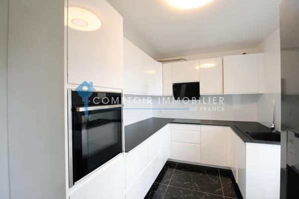 Propriete
                                                                                                                                                                                                                                                                                                                        10 pièce(s)                                                                                                                                                                                                          6 chambre(s)                                                                                                                                                                                                          227  m²