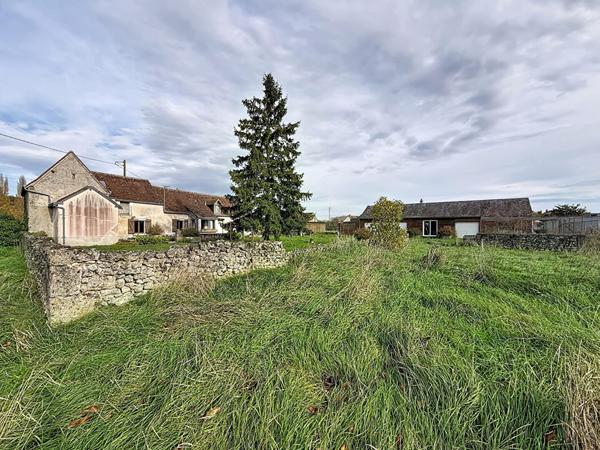 Achat longère à Limeray 134 m² sur 12 607 m² de terrain