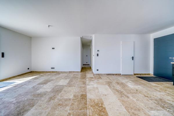 Montlieu-la-Garde (17210) Maison 4 pièces de 90m2 habitables sur parcelle d'environ 600m2