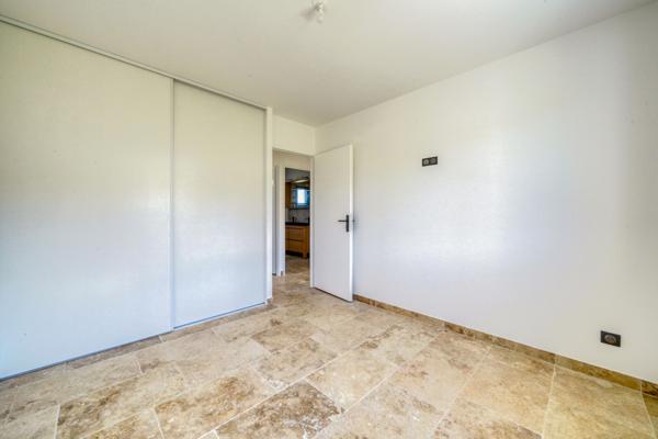 Montlieu-la-Garde (17210) Maison 4 pièces de 90m2 habitables sur parcelle d'environ 600m2