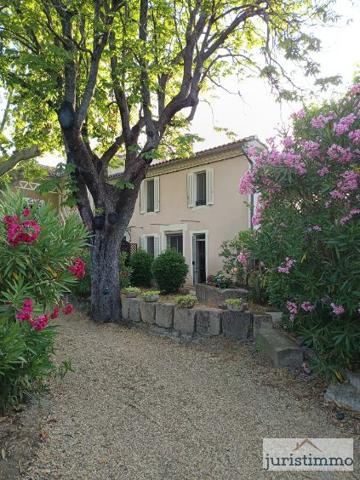 Cairanne (84290) Partie de mas meublée de charme à Cairanne