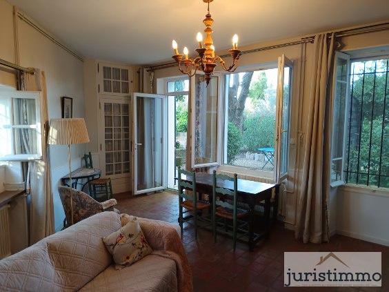 Cairanne (84290) Partie de mas meublée de charme à Cairanne