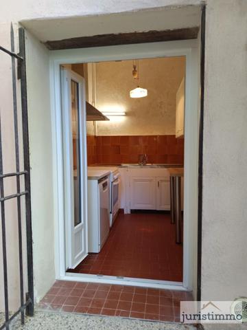 Cairanne (84290) Partie de mas meublée de charme à Cairanne