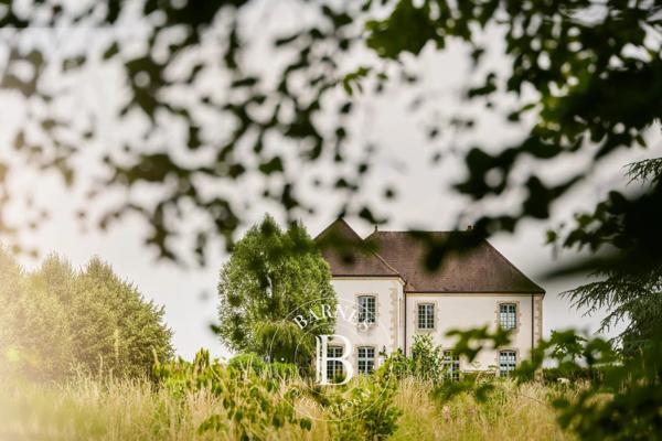 Beaune, Maison 5 Chambres -  397 m² à vendre