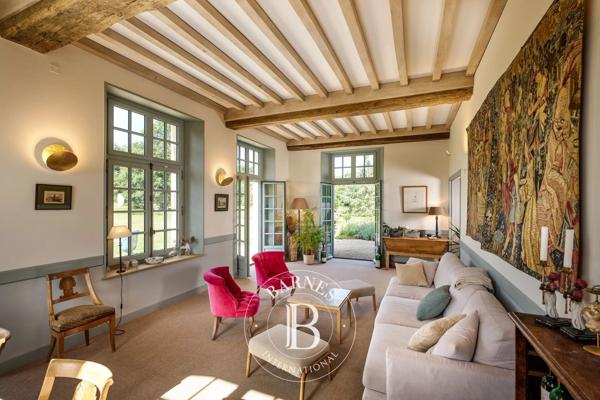 Beaune, Maison 5 Chambres -  397 m² à vendre