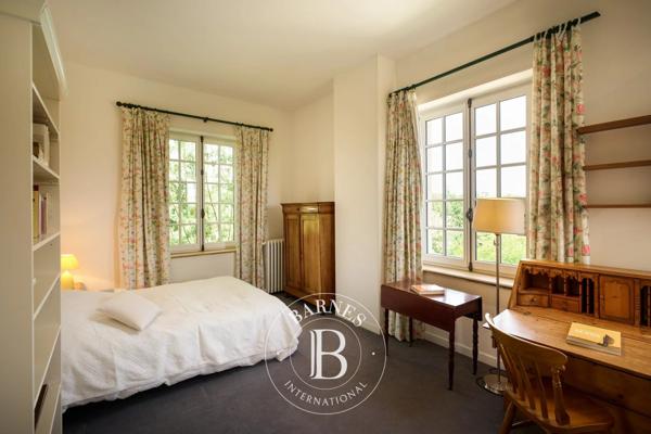 Beaune, Maison 5 Chambres -  397 m² à vendre