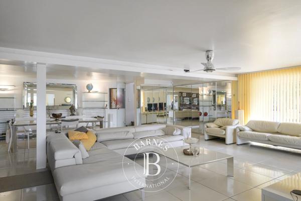Sanary-sur-Mer, Maison 4 Chambres -  400 m² à vendre
