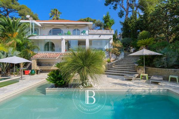 Sanary-sur-Mer, Maison 4 Chambres -  400 m² à vendre