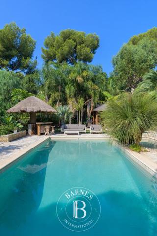 Sanary-sur-Mer, Maison 4 Chambres -  400 m² à vendre