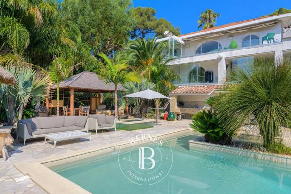 Sanary-sur-Mer, Maison 4 Chambres -  400 m² à vendre