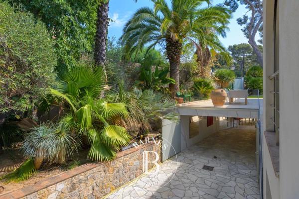 Sanary-sur-Mer, Maison 4 Chambres -  400 m² à vendre