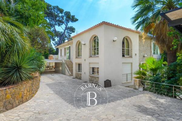 Sanary-sur-Mer, Maison 4 Chambres -  400 m² à vendre