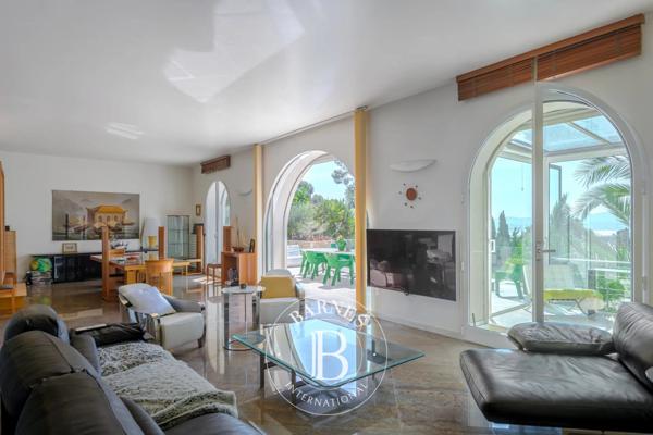 Sanary-sur-Mer, Maison 4 Chambres -  400 m² à vendre