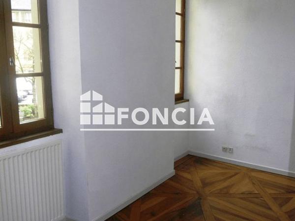 Location Appartement 3 pièces 71 m² - HOTEL FAVIER Chambery 73000