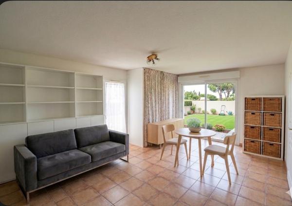 -CALVI- MAISON INDEPENDANTE DE PLEIN PIED  SECTEUR PRIVILEGIE JARDIN